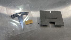 Tesla Badge - Rear (Remove and Replace)